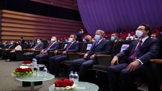 Milli Savunma Bakanı Akar’dan Verimlilik ve Teknoloji Fuarı’nda ”yerli savunma sanayisi” vurgusu: