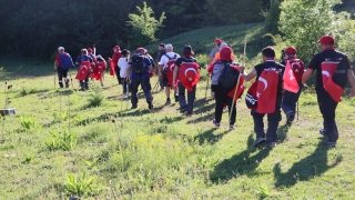 95 kilometrelik ”Atatürk ve İstiklal Yolu Yürüyüşü”ne katılanlar 50 kilometre yol katetti