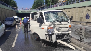 Sultangazi’de meydana gelen trafik kazasında 2 kişi yaralandı