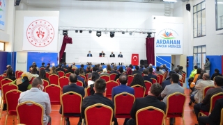 Ardahan’da okullarda salgınla mücadele toplantısı yapıldı