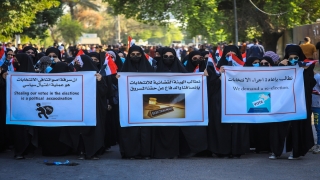 Bağdat’ta Sadr Hareketi dışındaki Şii gruplar, seçim sonuçlarını protesto etmek için oturma eylemine başladı