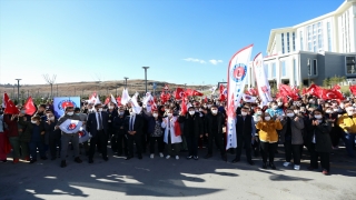 Türk SağlıkSen ”doktorlara yapılan zammın tüm sağlıkçıları kapsamasını” istedi