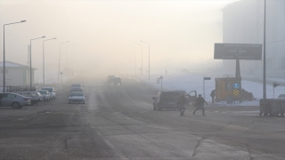 Doğu Anadolu’da soğuk hava nedeniyle dere, nehir ve şadırvanlar buz tuttu