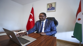 Burundi’nin Ankara Büyükelçisi Bikebako’nun tercihi ”Annenin feryadı” fotoğrafı oldu