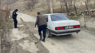 Karabük’te polisin ”dur” ihtarına uymayan sürücü kovalamacayla yakalandı