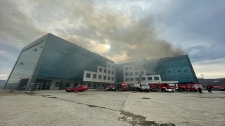 Giresun Üniversitesi Turizm Fakültesi binasının çatısında yangın çıktı