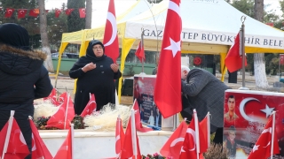 Diyarbakır anneleri Gara şehitlerini mezarı başında andı