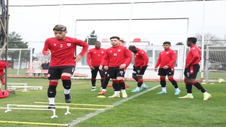 Samsunspor, Ümraniyespor maçını ilk 2 sıra için fırsat olarak görüyor