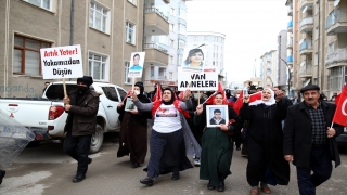 Vanlı aileler HDP İl Başkanlığı önündeki eylemlerini sürdürdü