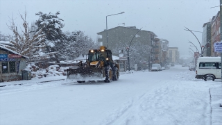 Orta ve Doğu Karadeniz’de 460 yerleşim birimine ulaşım sağlanamıyor