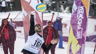 Kış sporları Ünilig Türkiye Şampiyonası Erzurum’da başladı