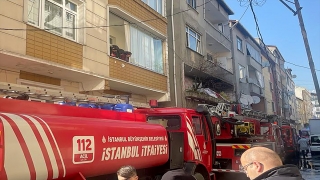 Bağcılar’da üç katlı binada çıkan yangında bir kişi öldü