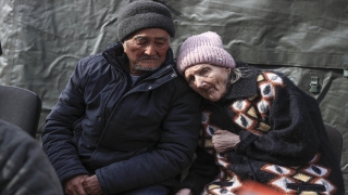 Ukrayna’nın İrpin kentinden sivillerin tahliyesi sürüyor 