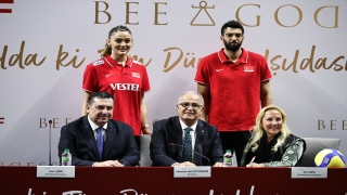 Voleybolda milli takımların yeni sponsoru Bee Goddess oldu