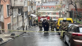 Şişli’de yer altı kabloları yanan sokakta 3 bina tahliye edildi