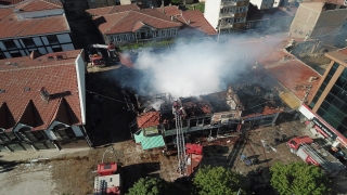 GÜNCELLEME Afyonkarahisar’da çıkan yangında 15 iş yeri kullanılamaz hale geldi 