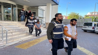 Kayseri’de aralarında firari hükümlülerin de bulunduğu 17 kişi yakalandı