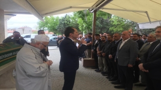 Yeniden Refah Partisi Genel Başkanı Fatih Erbakan Konya’da cenaze törenine katıldı