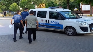 Manisa’da sürücü belgesi sınavına kopya düzeneğiyle girmeye çalışan kişi yakalandı