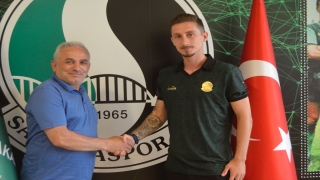 Sakaryaspor, Hakan Yavuz’u renklerine kattı