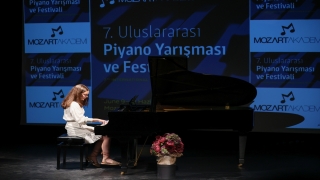 İzmir’de 7. Uluslararası Piyano Yarışması ve Festivali başladı