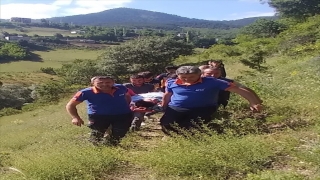 Tokat’ta kayalıklarda mahsur kalan kişiyi AFAD kurtardı