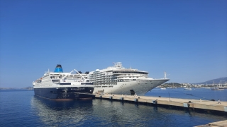 Bahama bandıralı kruvaziyer Seabourn Encore, Bodrum’a yanaştırıldı