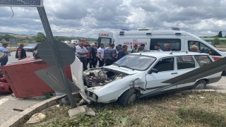 Sakarya’da otomobille çarpışan traktörün sürücüsü öldü