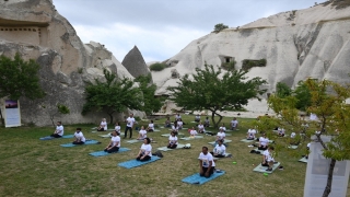 Hindistan’ın Ankara Büyükelçiliği, Kapadokya’da yoga etkinliği düzenledi