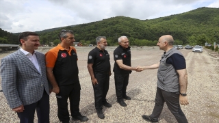 Ulaştırma ve Altyapı Bakanı Karaismailoğlu, selden etkilenen Sinop’ta: