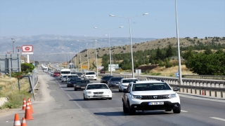 ”Kilit kavşak” Kırıkkale’de bayram öncesi trafik yoğunluğu arttı