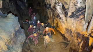 GÜNCELLEME Karabük’teki Mencilis mağarasında mahsur kalan 4 kişi kurtarıldı