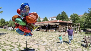 Başkentliler, tatilin son günlerini park ve açık alanlarda dinlenerek geçirdi