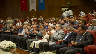 Diyanet İşleri Başkanı Erbaş, Ankara Rıfat Börekçi Dini İhtisas Merkezi mezuniyet programına katıldı