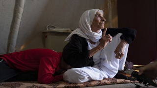 DEAŞ’ın oğlunu öldürdüğü, aylarca esir tuttuğu 70 yaşındaki Ezidi kadının acısı dinmiyor: