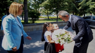 Milli Eğitim Bakanı Mahmut Özer’den ”yardımcı kaynak” açıklaması: