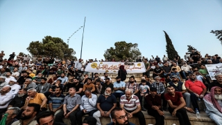 Doğu Guta’daki kimyasal silahlı katliam İdlib’de protesto edildi