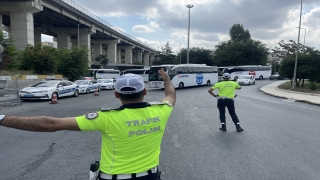 İstanbul’da 15 Temmuz Demokrasi Otogarı’ndaki yolcu otobüsleri denetlendi