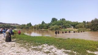 Diyarbakır’da Dicle Nehri’nde kaybolan çocuğu arama çalışmaları sürüyor