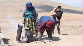 Erzurum’un yaylaları, doğu ve güneydoğudan göçer aileleri ağırlıyor