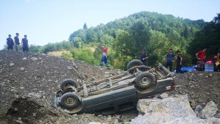 Bartın’da meydana gelen trafik kazasında 3 orman işletme görevlisi yaralandı