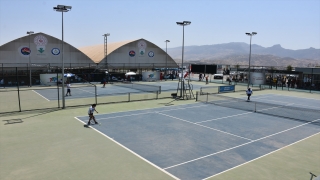 Şırnak’ta Tenis Doğu ve Güneydoğu Anadolu Takım Şampiyonası başladı