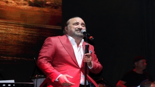 Volkan Konak, Manisa’da konser verdi