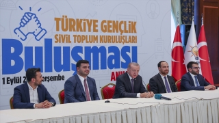 Cumhurbaşkanı Erdoğan, Türkiye Gençlik Sivil Toplum Kuruluşları Buluşması’na katıldı