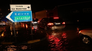 Kapıkule Gümrük Sahası’nı su bastı-2