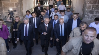 CHP Genel Başkanı Kılıçdaroğlu, Nallıhan’da esnafı ziyaret etti