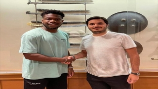 Adanaspor, Aaron Leya Iseka’yı renklerine bağladı