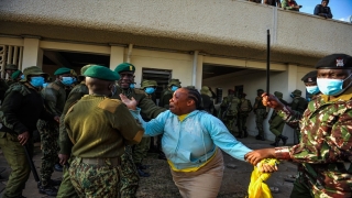 Kenya’da Devlet Başkanı seçilen Ruto’nun yemin edeceği stadyumda izdiham yaşandı