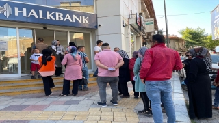 Afyonkarahisar’da vatandaşlar sosyal konut projesi için başvurularını yapmaya başladı