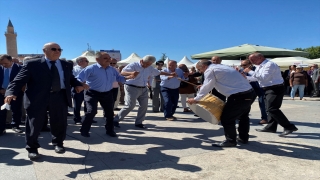 Kırşehir’de Ahilik Haftası’nda yöresel lezzetler ve el emeği ürünler sergilendi